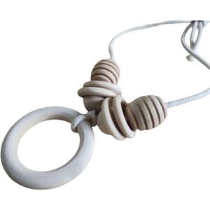 Brand New Boutique Organic Wooden Bamboo Baby Teething Nursing Necklace Helper